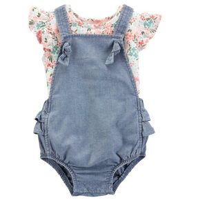 Carter’s floral outfit